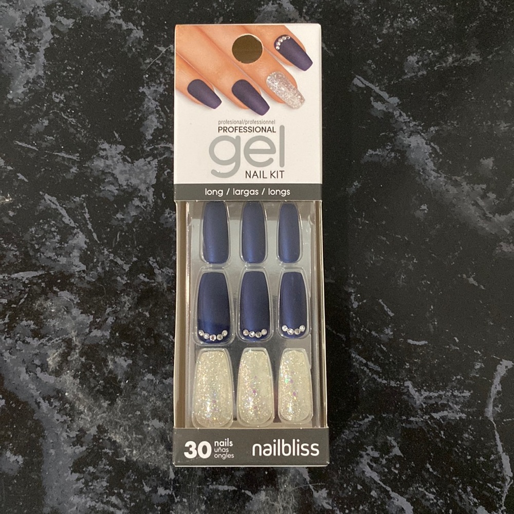 Nailbliss Gel Nail glue in nails